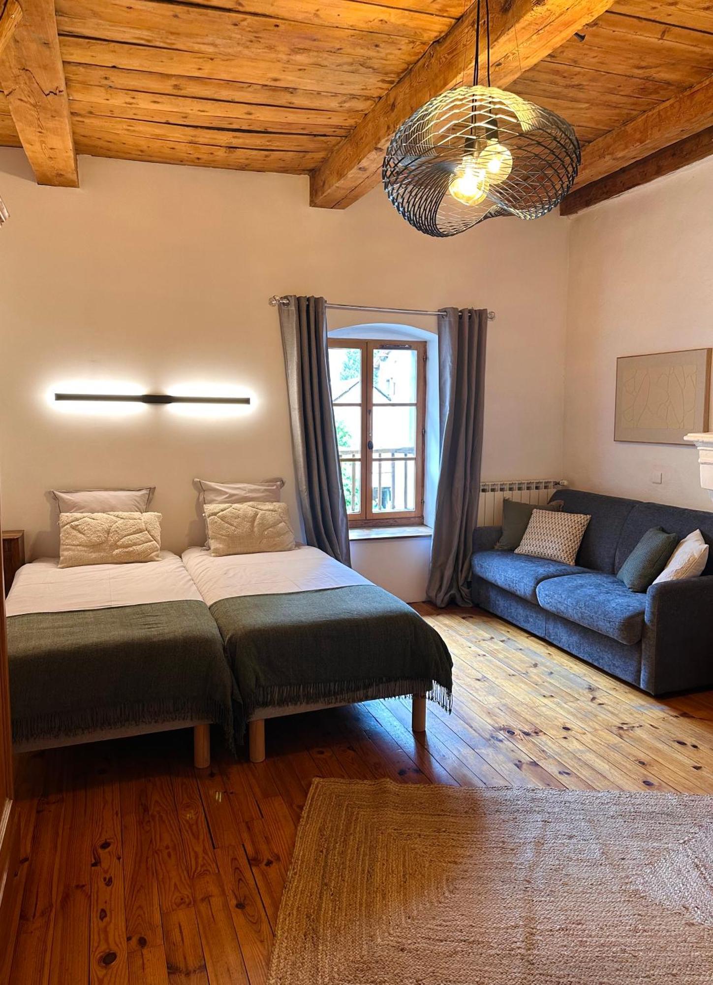 Auberge Le Glacier Bleu Mont-Dauphin Bilik gambar